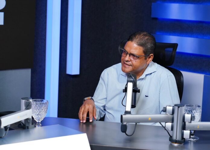 General-Juan-Manuel-Mendez-Foto-Wascar-Garcia-El-Nuevo-Diario-2